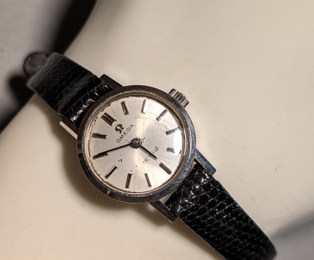 オメガ アンティーク アナログ手巻き時計 1960年代手巻き式アンティーク時計OMEGA(オメガ)をご紹介いたし