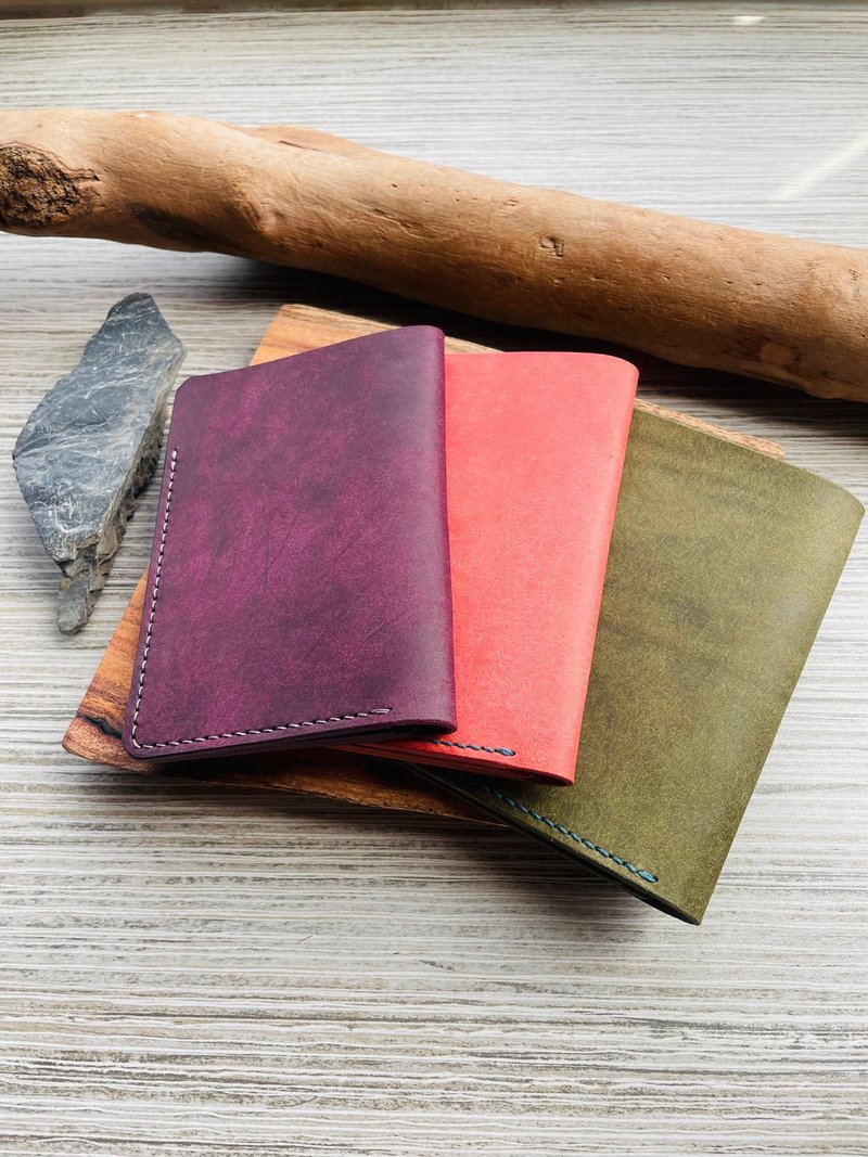 Leather fabric_Italian Pueblo frosted vegetable tanned leather hand-stitched passport cover - ที่เก็บพาสปอร์ต - หนังแท้ 