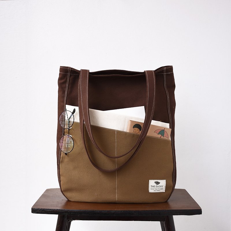 double pocket tote - brown - กระเป๋าถือ - ผ้าฝ้าย/ผ้าลินิน สีนำ้ตาล