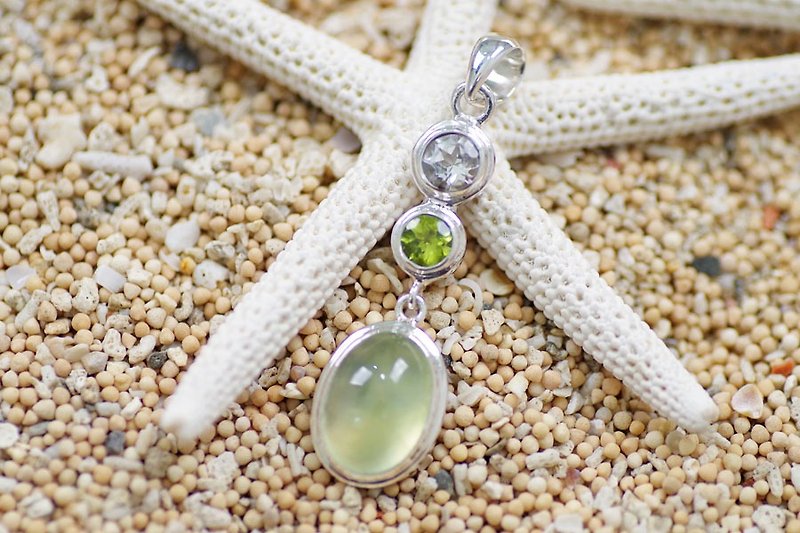 Prenite and peridot and white topaz pendant top - Necklaces - Stone Green