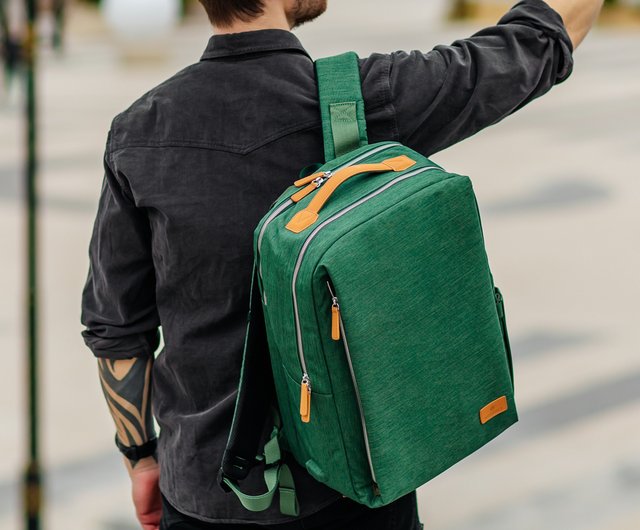 Siena Pro 17 Smart Backpack - Five Colors Available - Green | USB