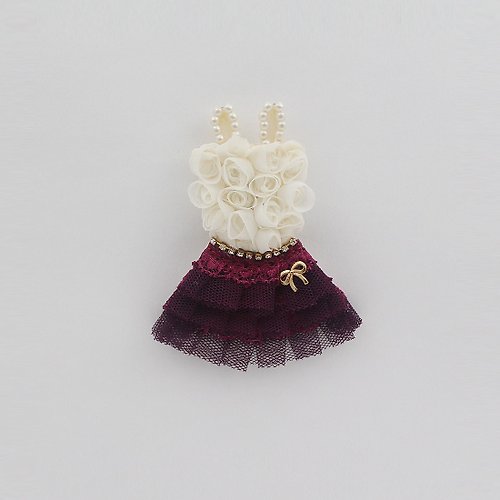 verymignon Princess deep purple mini dress brooch