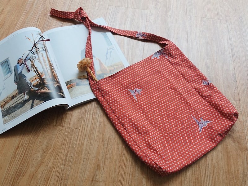 Handmade kimono fabric shoulder bag / 绢no.26