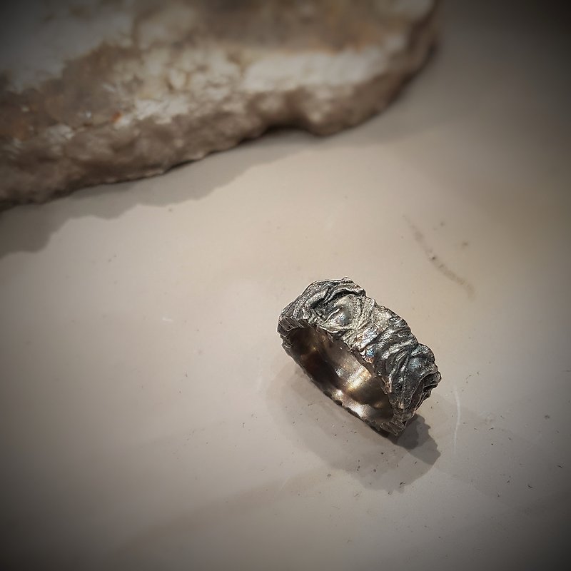 Rough rose (whole rough) - General Rings - Sterling Silver Black