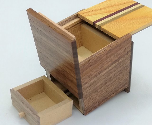 Boîtes à secrets Himitsu Bako du Japon cube 2 suns 4 mouvements cube tiroir  secret