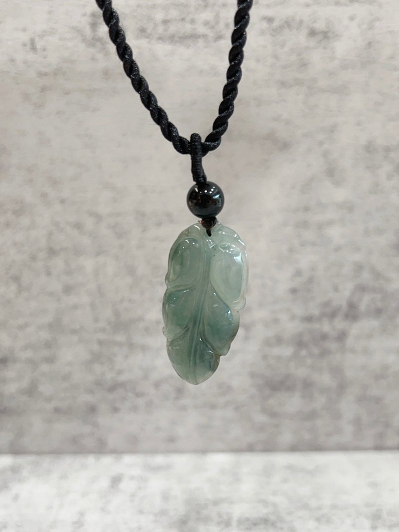 Natural leaf jadeite pendant Burmese jade ice waxy species A grade carved jade pendant comes with braided black rope - Necklaces - Jade 