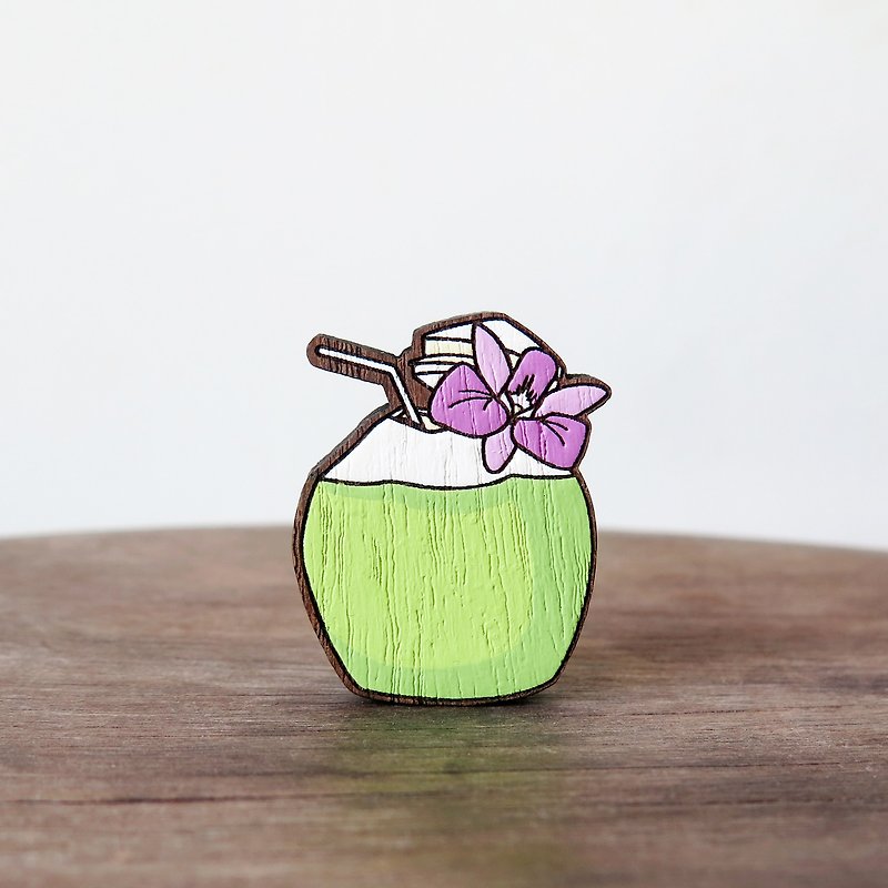 Wooden brooch coconut juice - Brooches - Wood Green