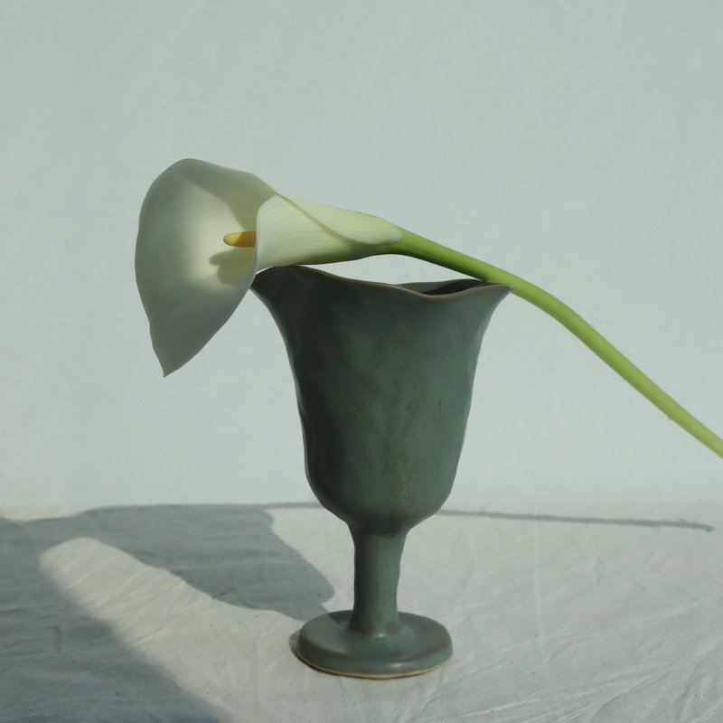 calla goblet green - Cups - Pottery Green