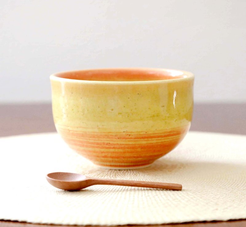 On Sale / Large bowl of kneaded rice / Spicy color - Bowls - Pottery Yellow