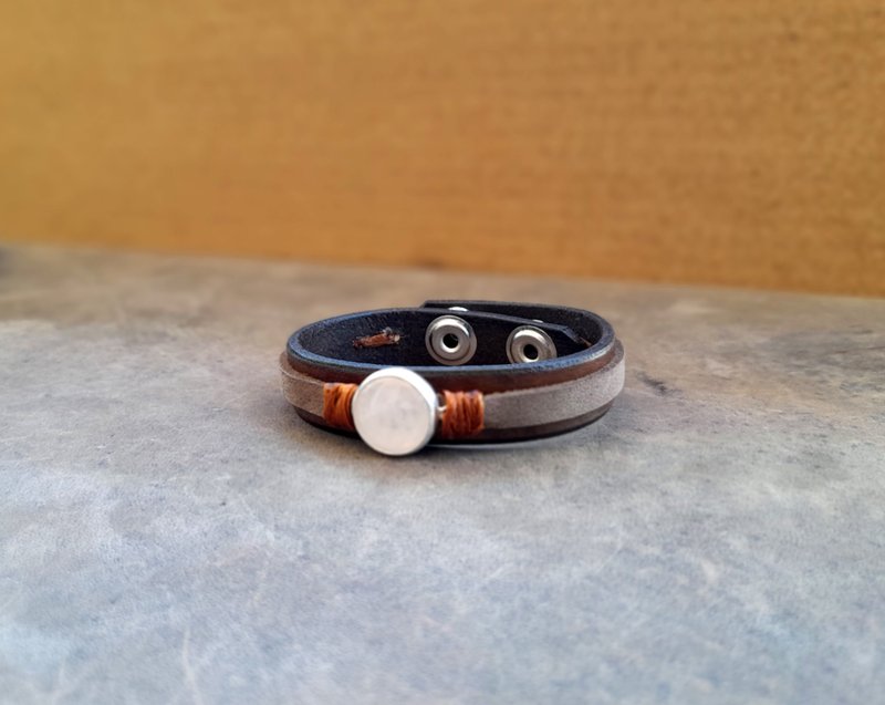 Rose Quartz Heart Leather Bracelet Cuff - Handmade Love Stone Worn Close - 手鍊/手環 - 寶石 咖啡色