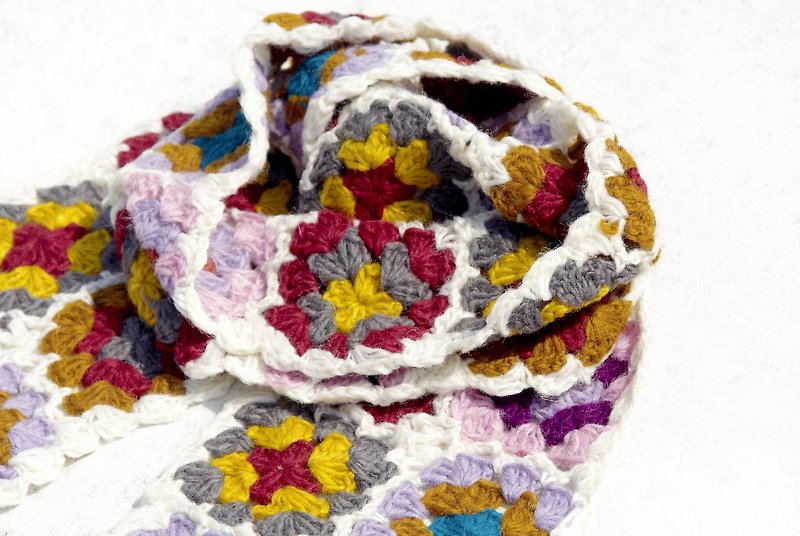 Christmas gift exchange gift limited one hand crocheted wool scarf / flower crocheted silk scarf / crocheted scarf / hand woven silk scarf / flower woven stitching wool scarf-snow white stitching Nordic forest wind flower scarf - Scarves - Wool Multicolor