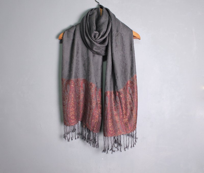 FOAK vintage gray glossy amoeba scarf - ผ้าพันคอถัก - วัสดุอื่นๆ 