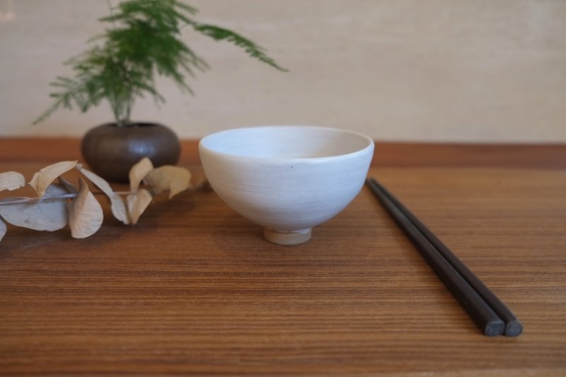 和菓系列 手作陶碗 - 碗 - 陶 白色