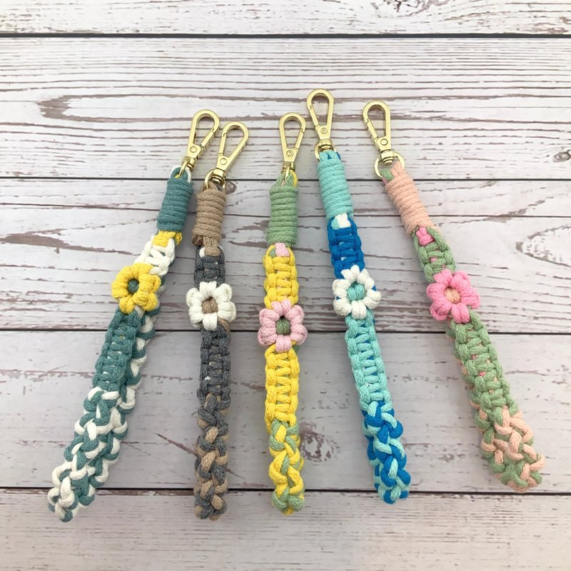 Love a flower—Mobile phone braided rope/wrist lanyard/mobile phone strap—special price - เชือก/สายคล้อง - ผ้าฝ้าย/ผ้าลินิน 