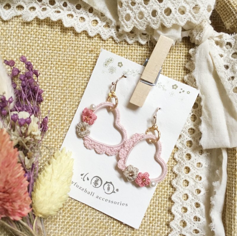 Love lace earrings cute light pink - Earrings & Clip-ons - Cotton & Hemp Khaki