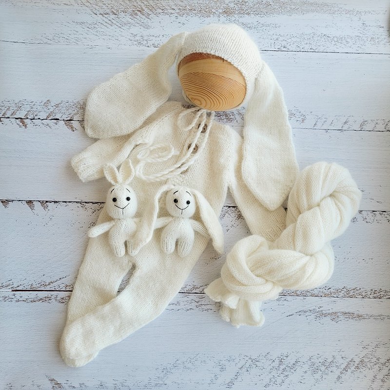 White Newborn bunny bonnet. Animal cap. Hat with bunny ear. Easter props. - Baby Accessories - Wool White