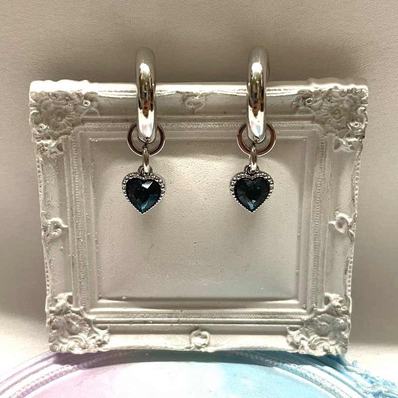 Chunky Hoop Ohrringe Edelstahl Marine Herz Swarovski Kristall Einfaches - 耳環/耳夾/耳骨夾 - 不鏽鋼 藍色
