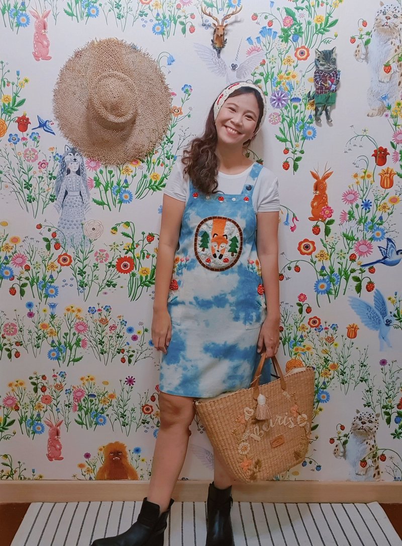 手工刺繡連衣裙、亞麻麵料、鯨魚、海洋、海洋、幻想 - 洋裝/連身裙 - 繡線 藍色
