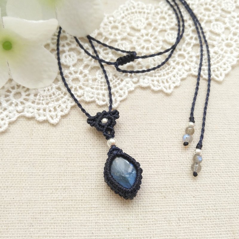 BUHO hand made. Pocket system. Blue Labradorite X South American Brazilian Wax Necklace - Necklaces - Crystal Blue