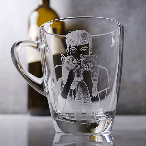 MSA玻璃雕刻 320cc【幸福貓奴】(寫實版) 肖像與貓咪馬克杯 寵物杯 姓名客製化