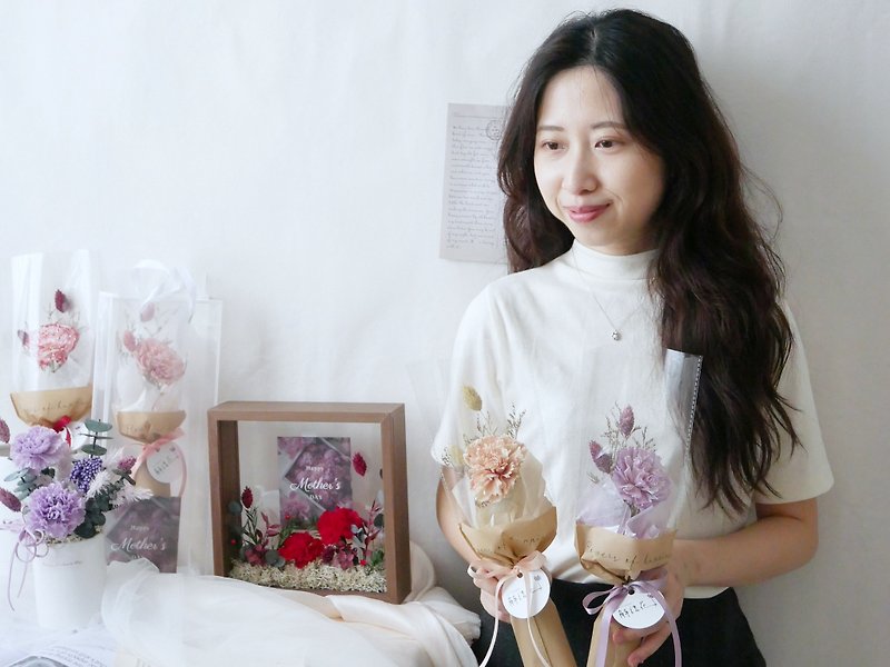 2024 Mother's Day Flower Gift [Single Sola Carnation Bouquet] Dried Flowers/Diffuse Flowers/Mother's Day Bouquet - ช่อดอกไม้แห้ง - พืช/ดอกไม้ หลากหลายสี
