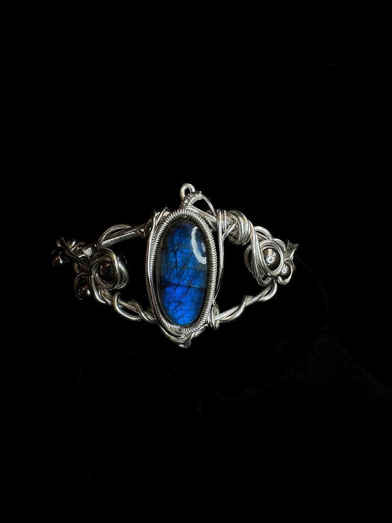 Blue Labradorite Bracelet (BA001) - Bracelets - Crystal Blue