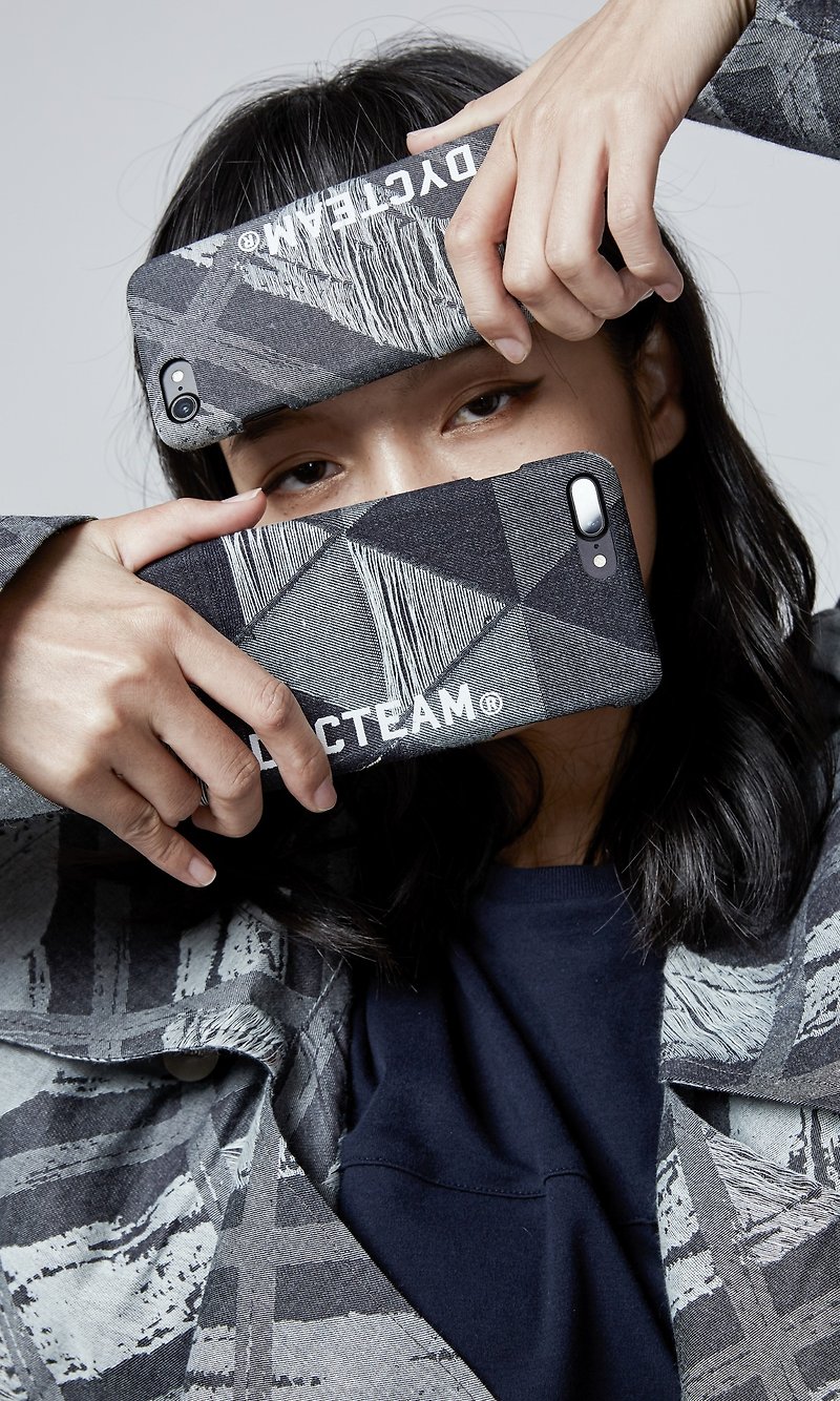 Living With DYCTEAM - iPhone Case - 其他 - 棉．麻 藍色