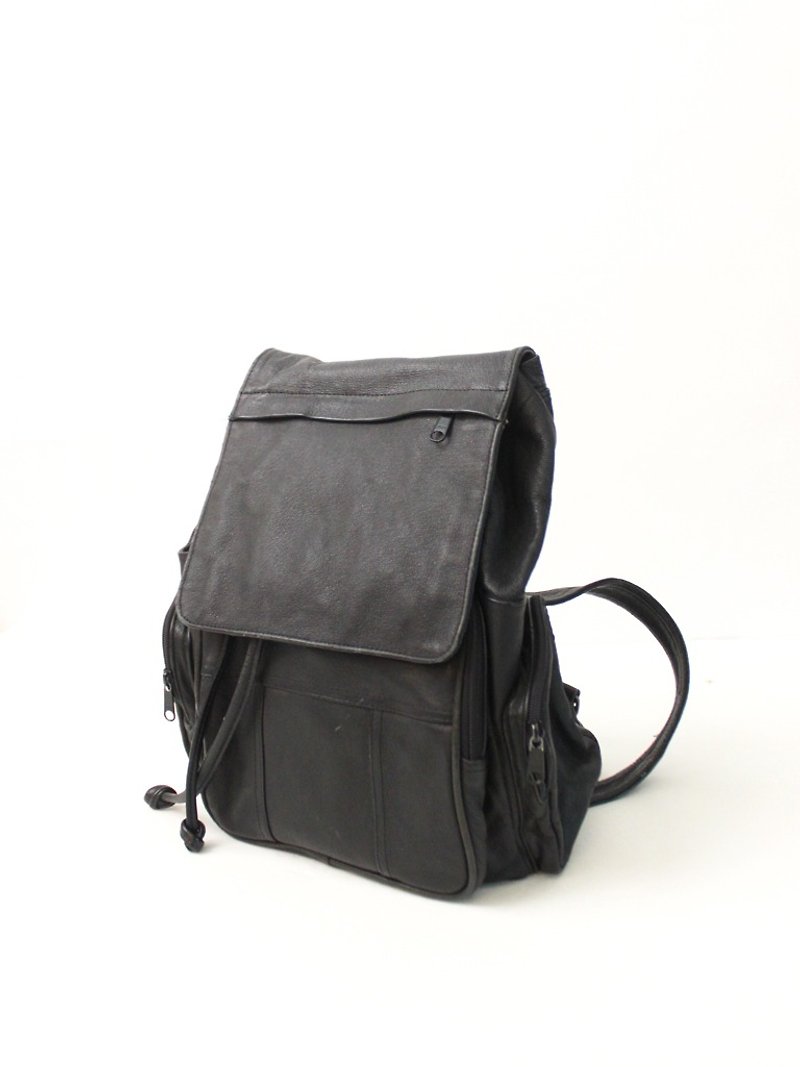 Retro Europe 90s Simple Plain Plain Black Large Capacity Leather Back Backpack Side Back Antique Bag - กระเป๋าเป้สะพายหลัง - หนังแท้ สีดำ