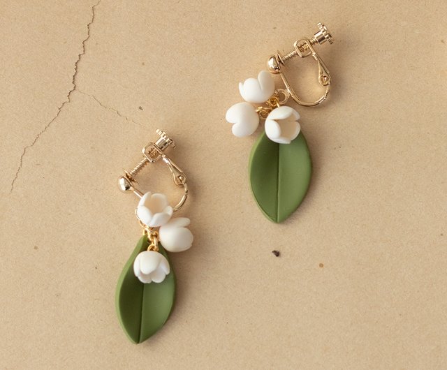 すずらんのピアス/イヤリング - ショップ 地下3階 ピアス