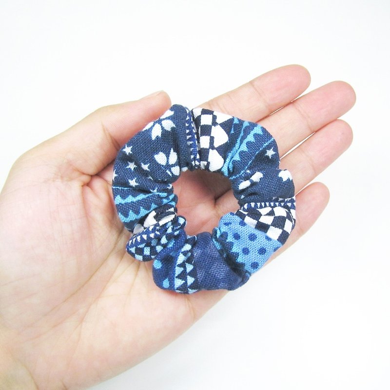 Handmade mini hair circle / hair bundle - indigo debris - เครื่องประดับผม - ผ้าฝ้าย/ผ้าลินิน สีน้ำเงิน