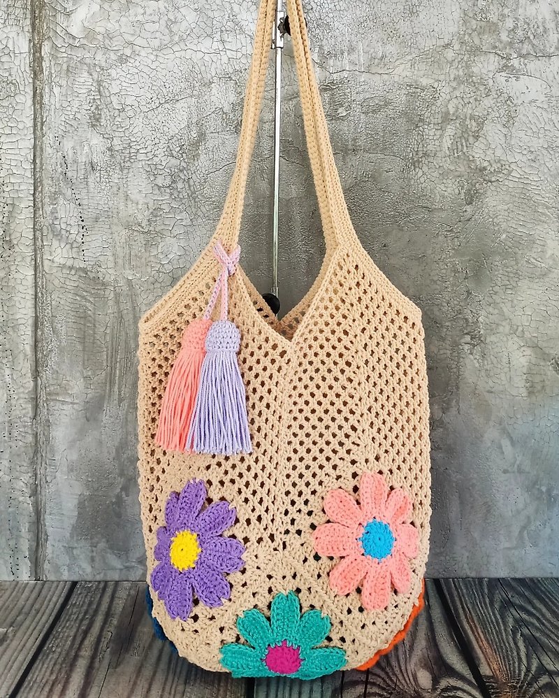 Granny square flowers crochet bag. - Handbags & Totes - Cotton & Hemp 