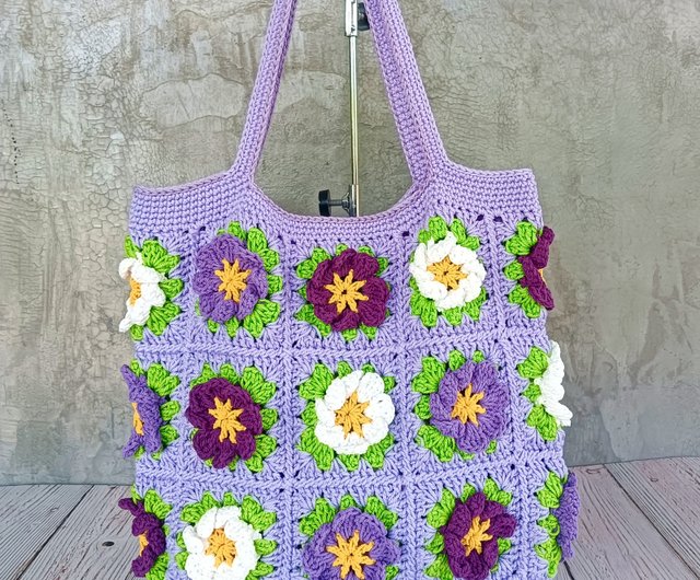 グラニースクエアの花の編みバッグ - ショップ siriwanbag