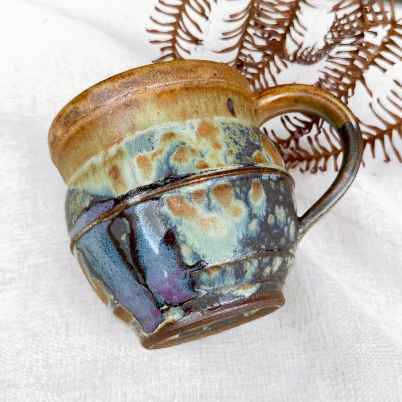 Purple Dragon Crystal, Large Capacity Handmade Pottery Mug 460ml - แก้ว - เครื่องลายคราม สีม่วง