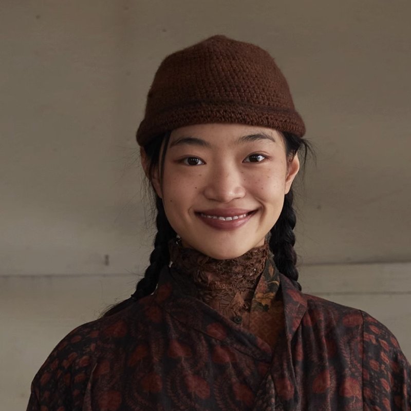 復古文青 犛牛絨針織植物染帽子 - 帽子 - 其他材質 咖啡色