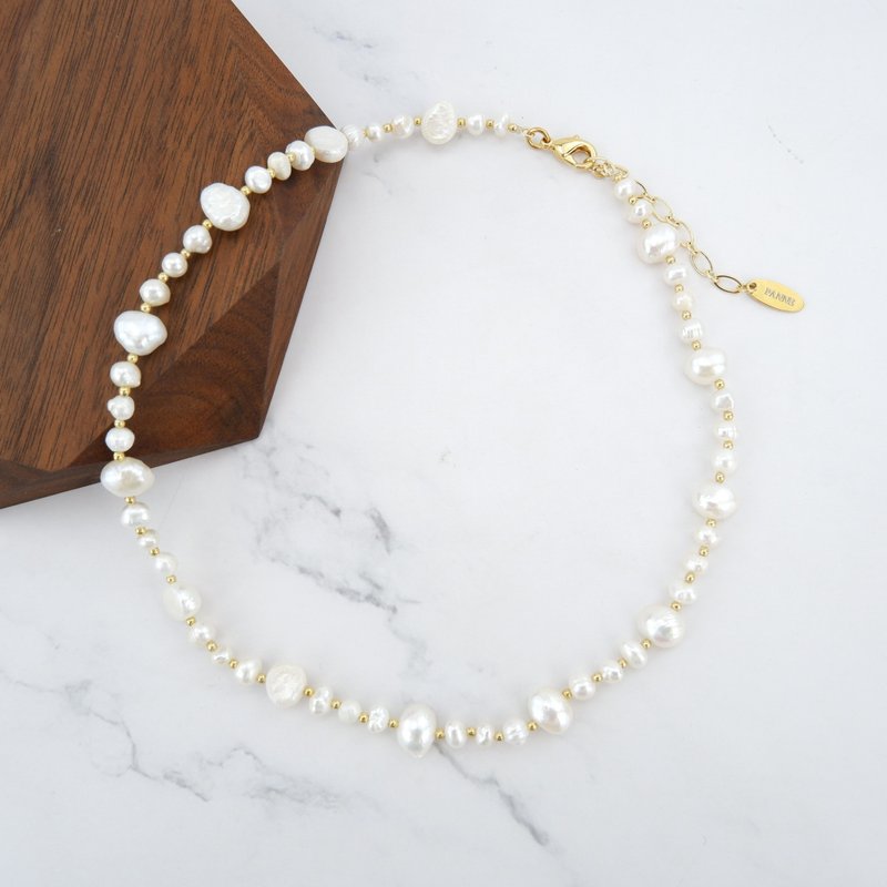 Freshwater Pearl Short Necklace - 項鍊 - 珍珠 白色
