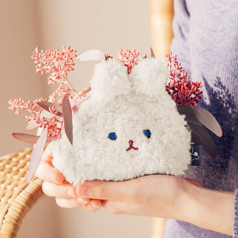 Valentine's Day Gifts - Winter Warm Mummy Rabbit Half Moon Storage Bag M-Milk Rabbit, LWK50058 - กระเป๋าเครื่องสำอาง - ไฟเบอร์อื่นๆ ขาว