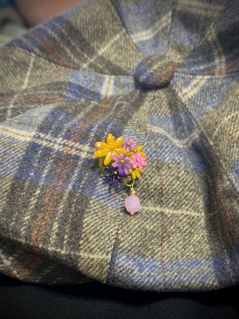 胸針系列 - 多色盛放的菊花圃 - 胸針 - 樹脂 多色