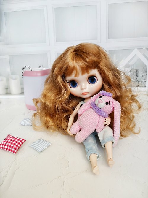 Miniature plush toys 娃娃粉紅色兔子、微型兔子、小野兔的玩具