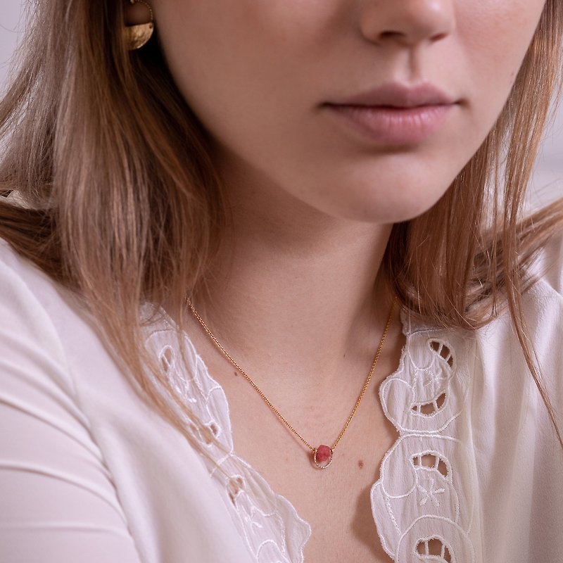 14k Gold-Filled ARGENTINA Necklace with natural Rhodochrosite gemstone - สร้อยคอ - เครื่องเพชรพลอย สึชมพู