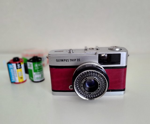 OLYMPUS TRIP 35 鮮やかな レッド レザー調 - rehda.com