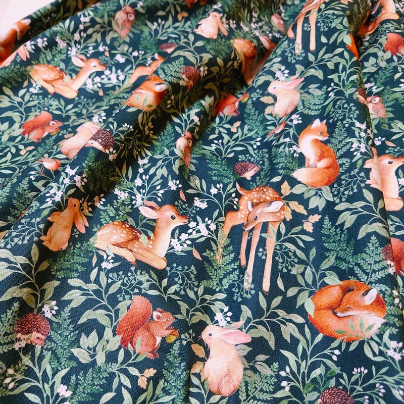 動物の森ロングスカート USAコットン 日本製 Free size 綿100% forestgreen rabbit hedgehog deer bambi - 裙子/長裙 - 棉．麻 綠色