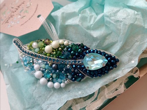 HappyShick Aquamarine Feather jewelry beaded, boutonnier