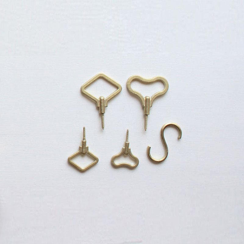 Hand-cast Bronze hooks | FUTAGAMI - ตะขอที่แขวน - ทองแดงทองเหลือง สีทอง