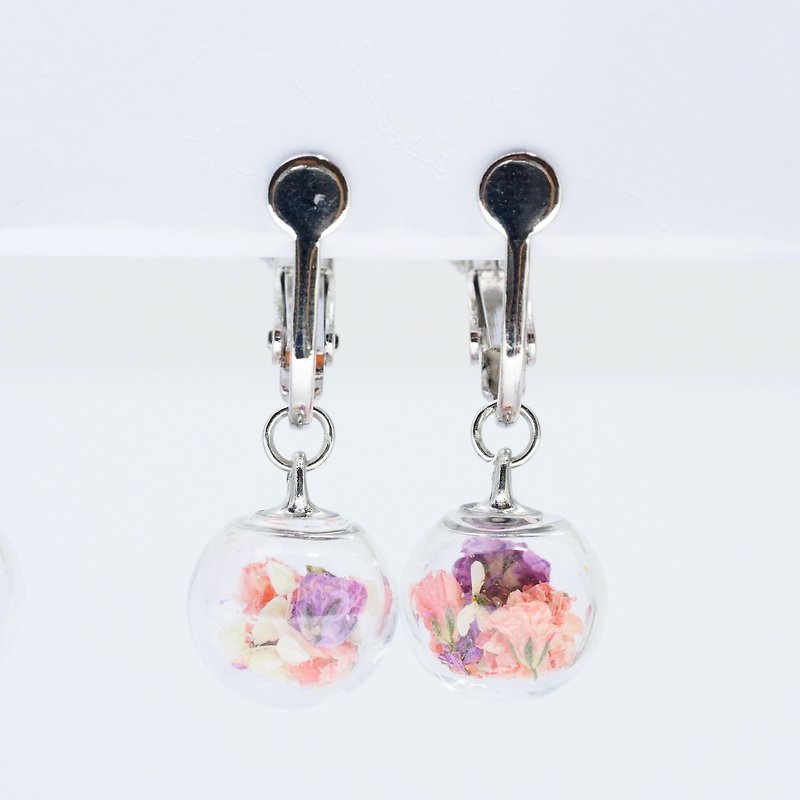 OMYWAY Handmade Dried Flower - Glass Globe - Earrings 1cm - สร้อยคอ - แก้ว สึชมพู