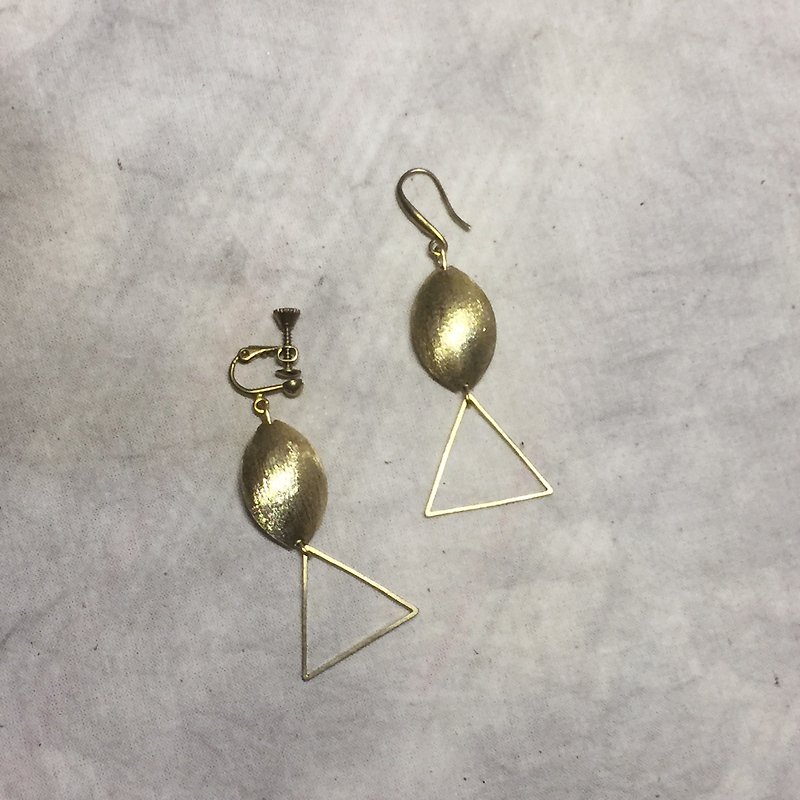 Design sense brass earrings * stores only a single price - Earrings & Clip-ons - Other Metals Gold