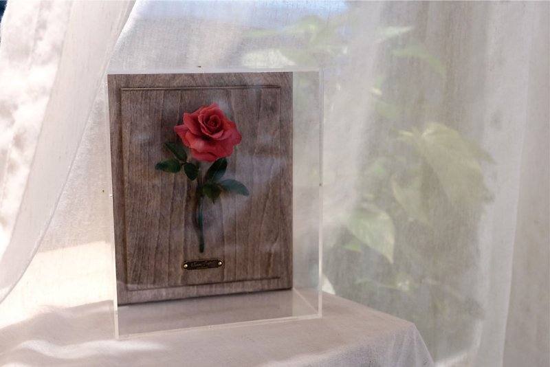 rose display box - ตกแต่งผนัง - ดินเหนียว สีกากี
