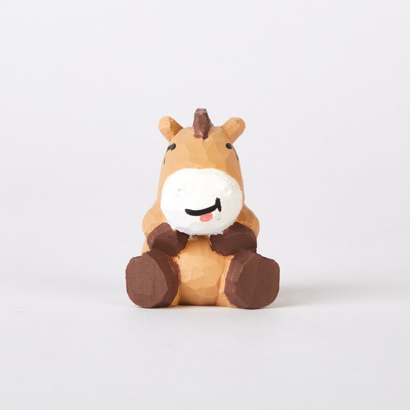Huhu 充滿活力的開心小馬木雕 - 擺飾/家飾品 - 木頭 咖啡色