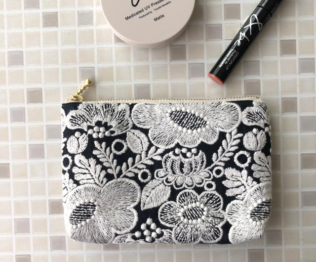 ミナペルホネン ChouCho 親子がま口ポーチ 薔薇刺繍