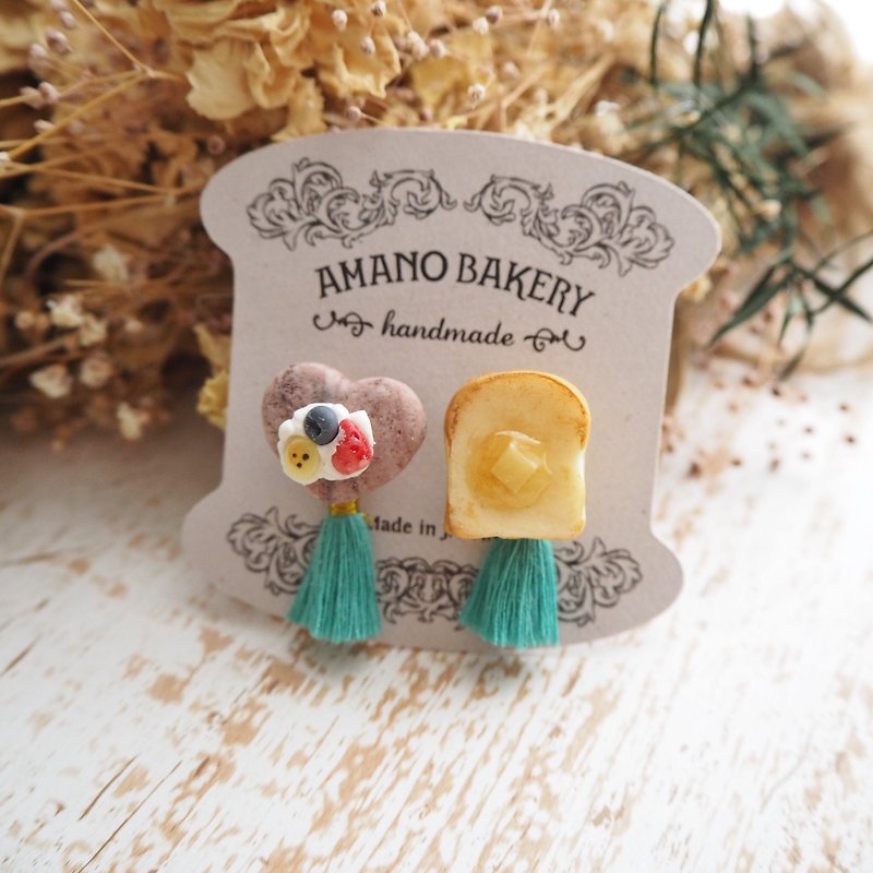 miniature bread earring - 耳環/耳夾 - 黏土 咖啡色