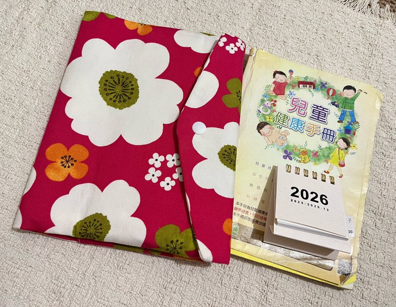 Big Smile Handmade Cotton Baby Booklet Cover - อื่นๆ - ผ้าฝ้าย/ผ้าลินิน หลากหลายสี